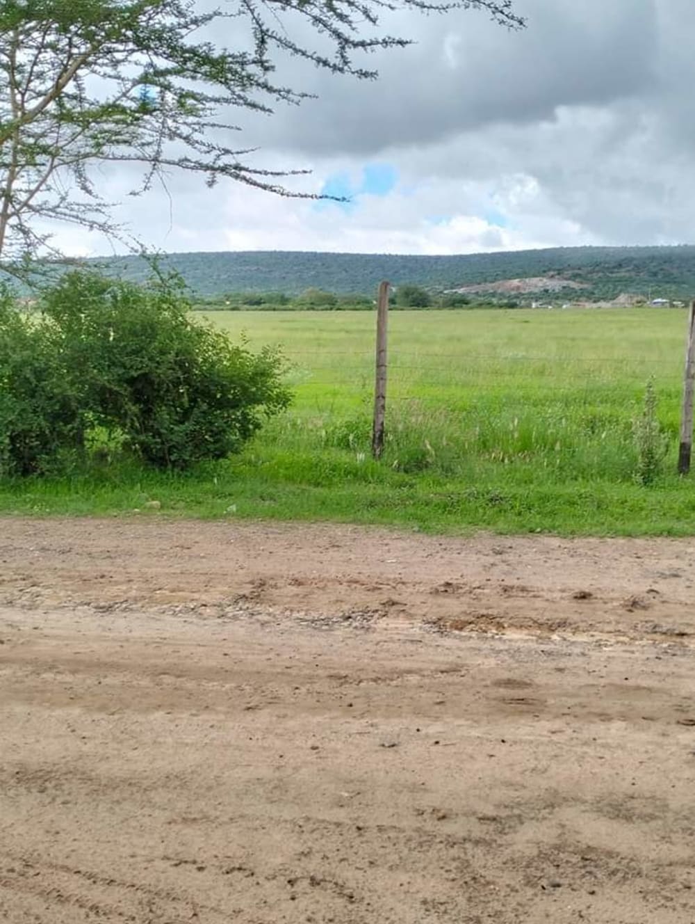 Land for sale in Lukenya 