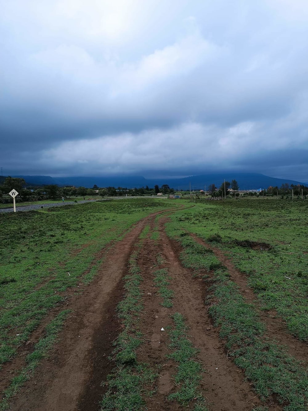 Land for sale in Naivasha-Maaimahiu Highway