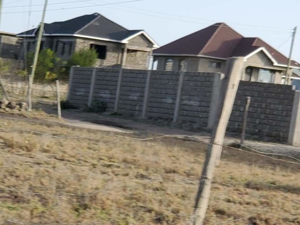 Land for sale in Kitengela AthiRiver interchange