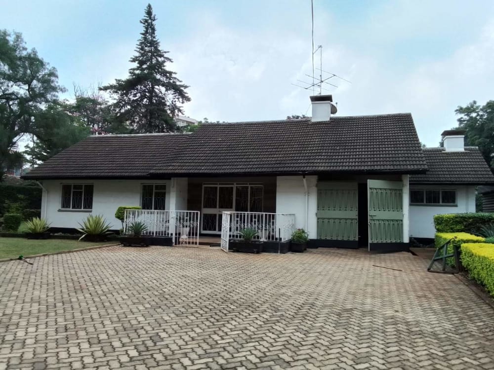 6 bedroom Bungalow for rent in Kilimani 