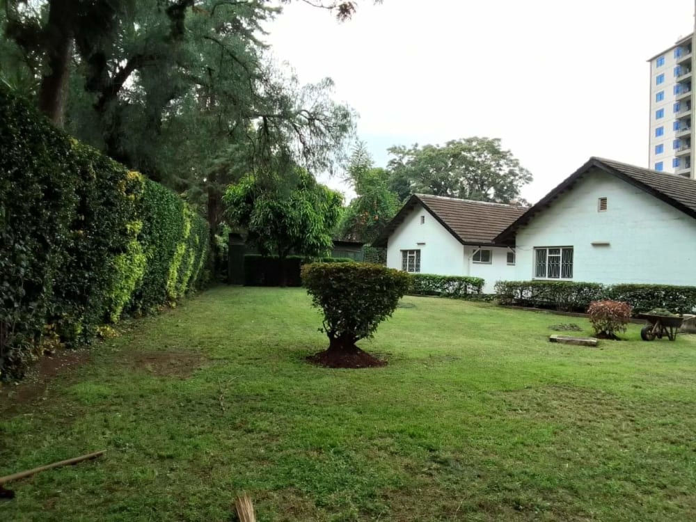 6 bedroom Bungalow for rent in Kilimani 