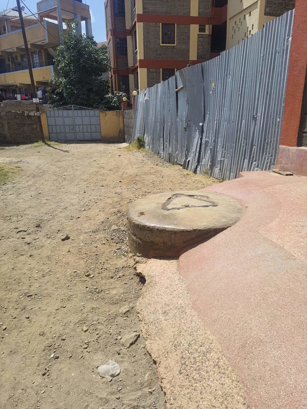 Land for sale in Kasarani 