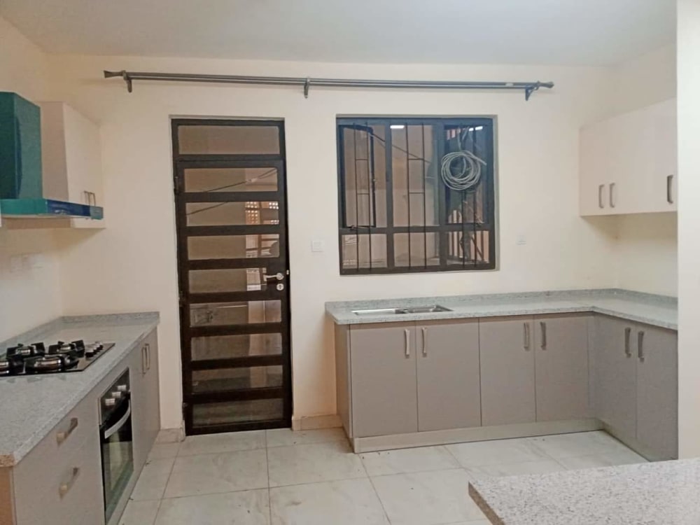 3 bedroom Apartment for sale in Langata