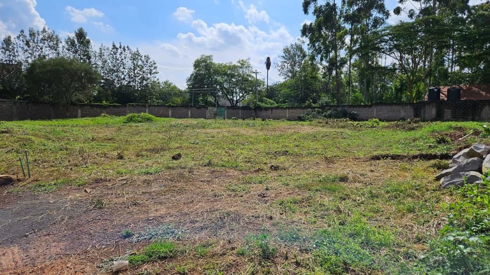 Land for sale in Garden estate 