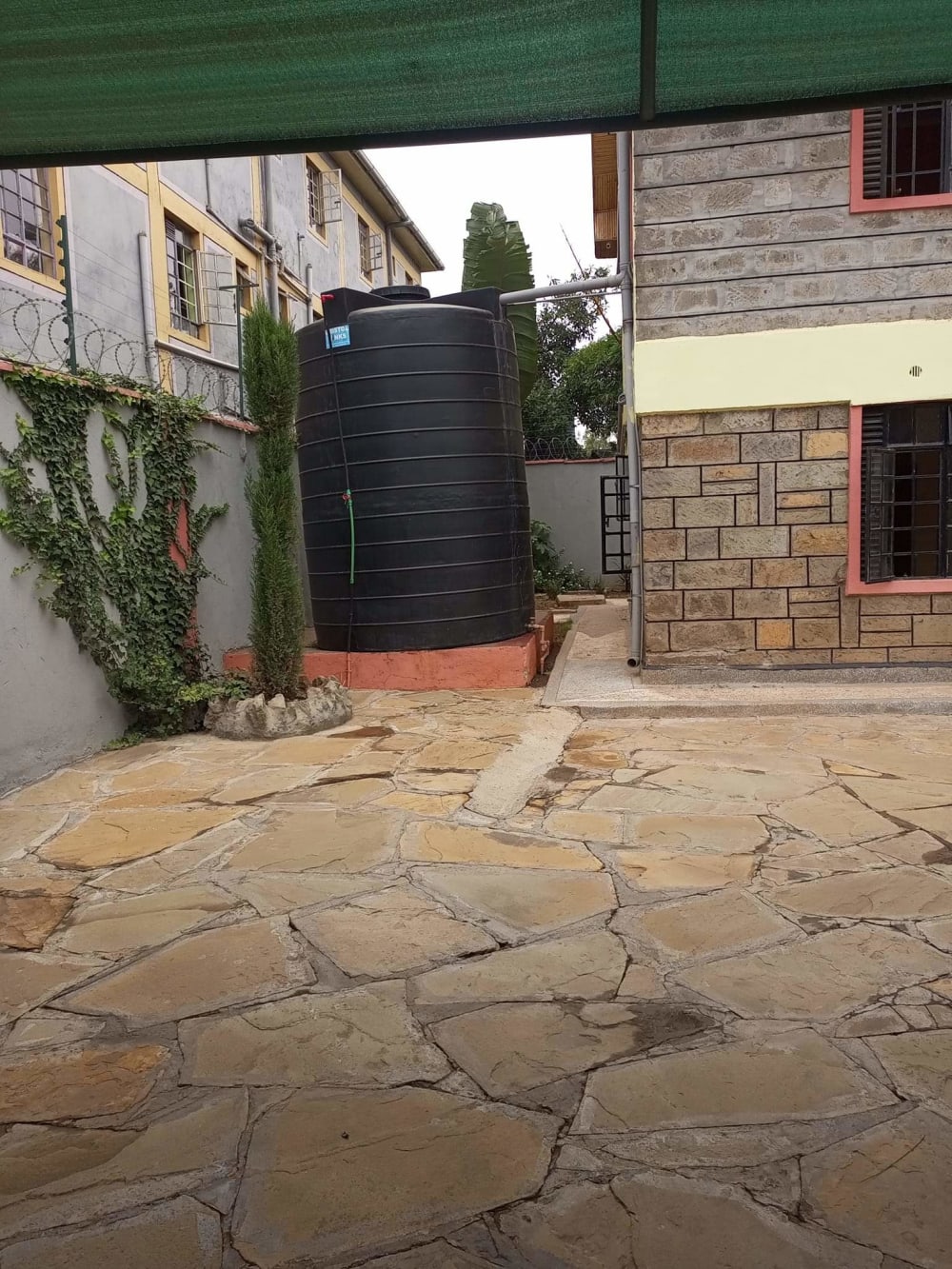 4 bedroom Mansion for rent in Kamulu