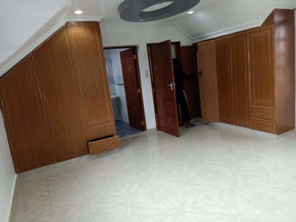 4 bedroom Mansion for rent in Karen