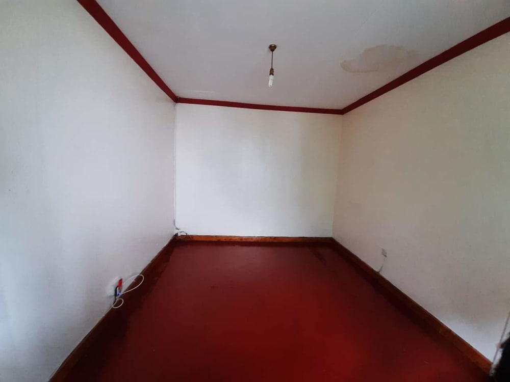 1 bedroom Commercial for rent in Lavington