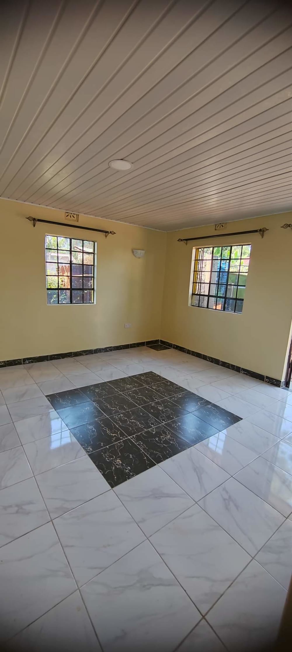 2 bedroom House for rent in Wangige 