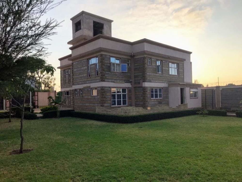 4 bedroom Mansion for sale in Ruiru