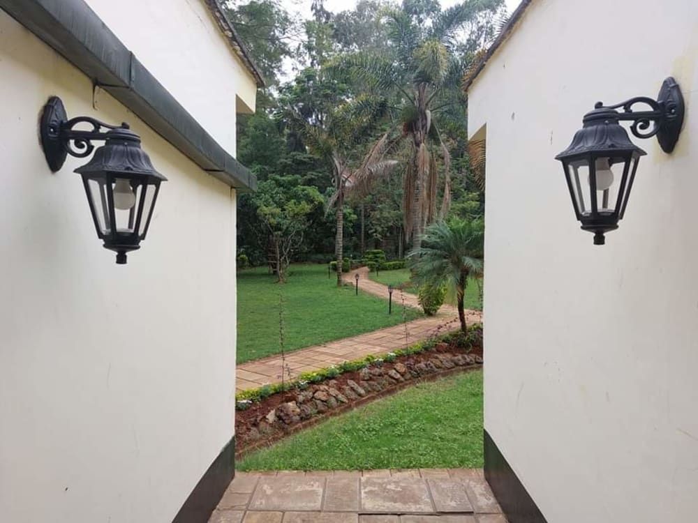 4 bedroom Bungalow for rent in Lavington 