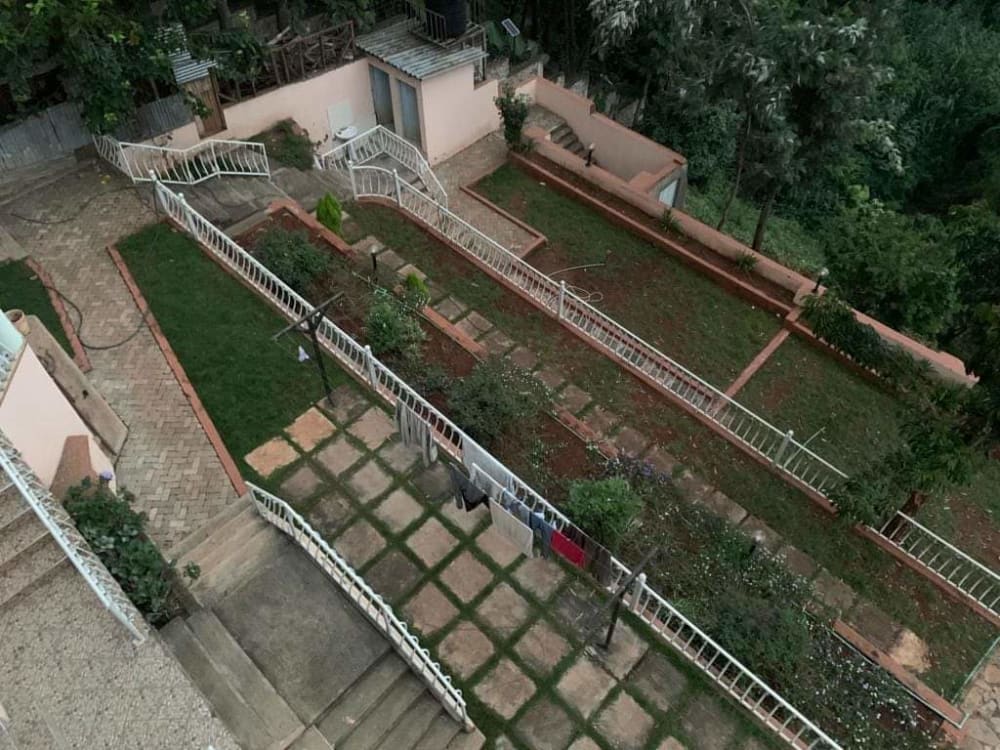 4 bedroom Mansion for rent in Garden Estate 