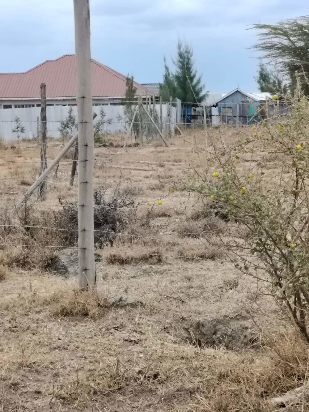 Land for sale in Isinya 