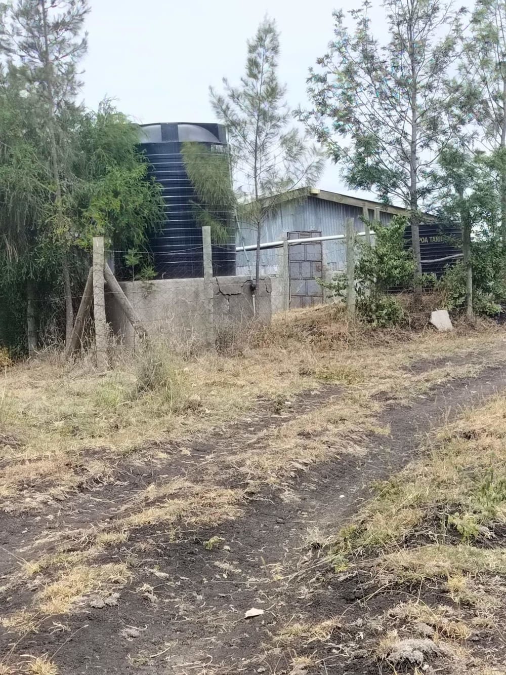 Land for sale in Isinya 