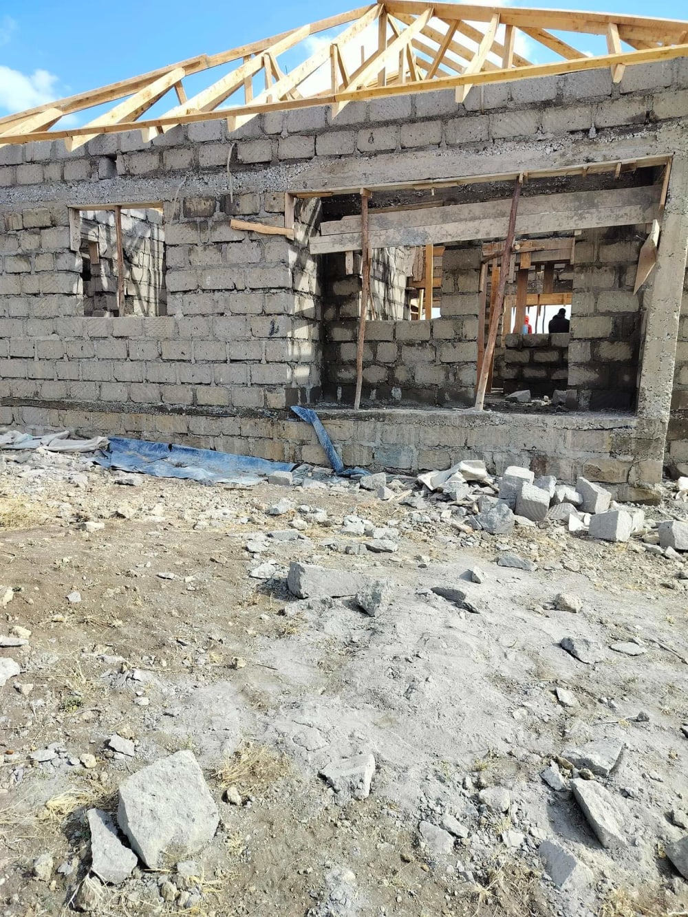 Land for sale in Isinya 