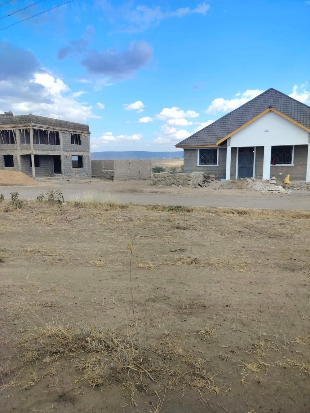 Land for sale in Isinya 