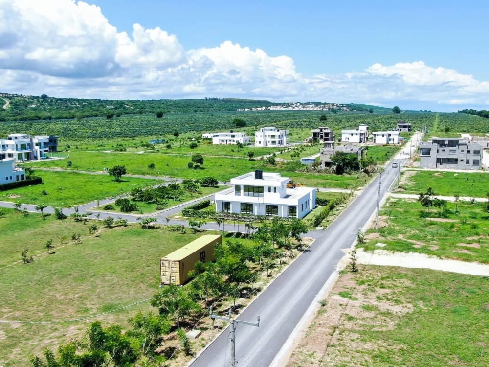 Land for sale in Mt Kenya 0105