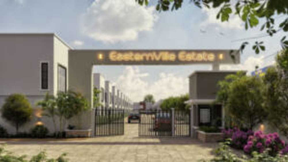 4 bedroom Commercial for sale in Eastern Bypass