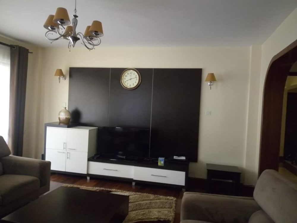 4 bedroom Apartment for rent in Hatheru Road