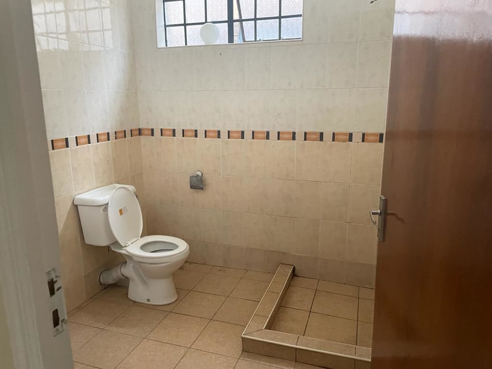 4 bedroom Townhouse for rent in South B