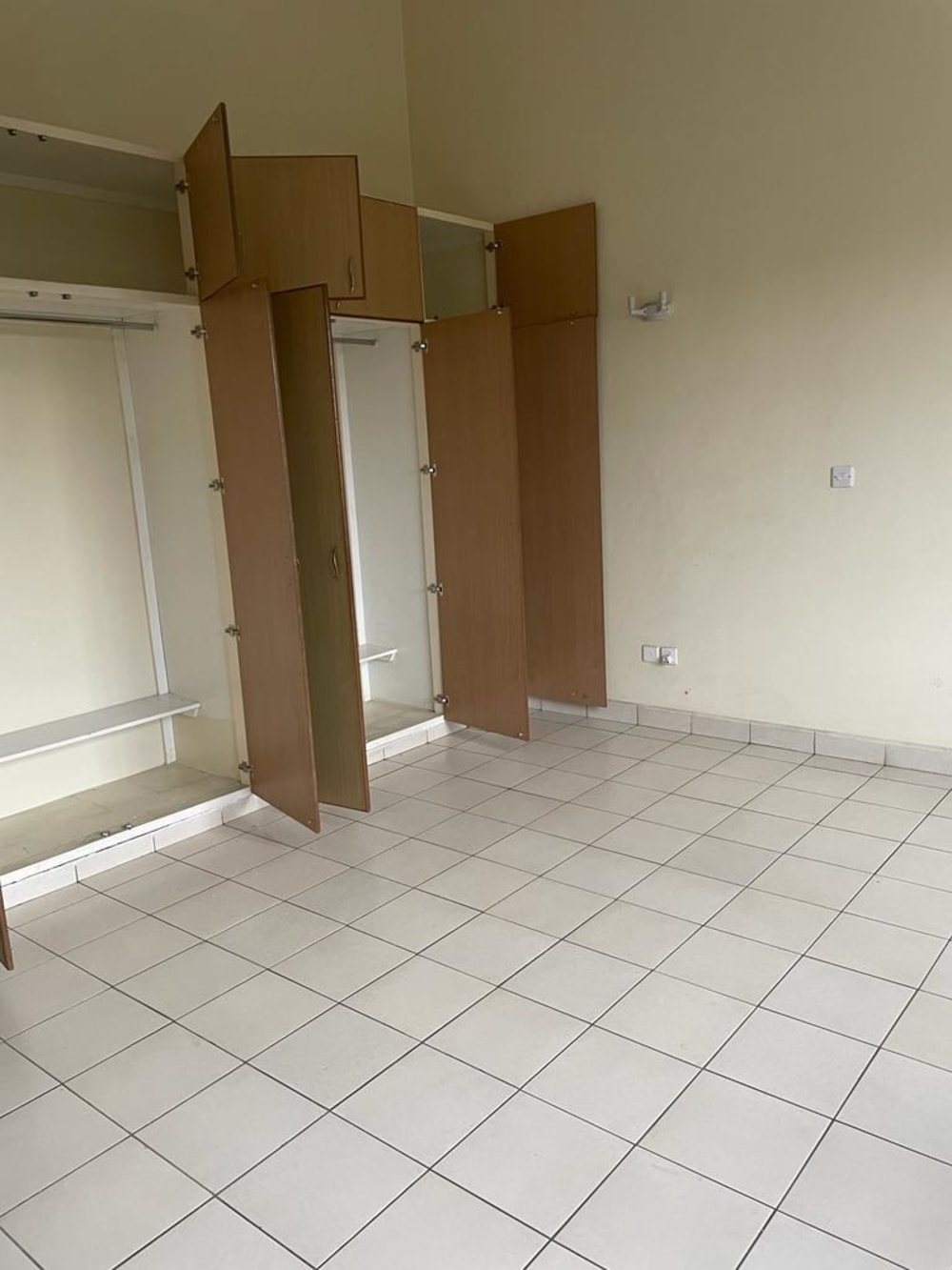 4 bedroom Townhouse for rent in South B