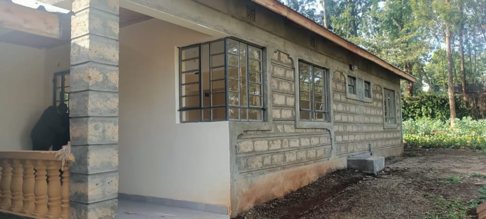 2 bedroom House for rent in Link road