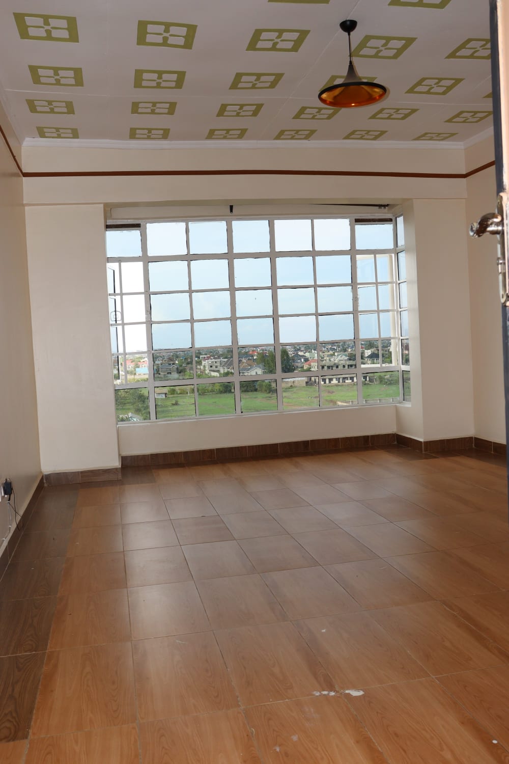 2 bedroom Apartment for rent in Three unit Complex - Eastern Bypass