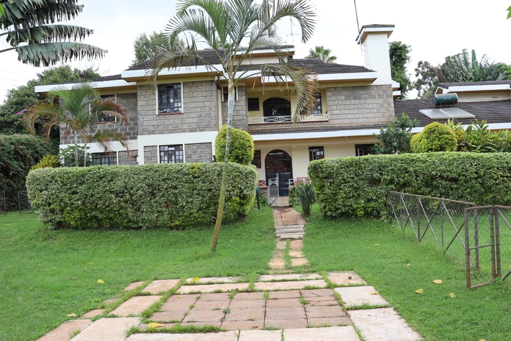 1 bedroom Mansion for rent in Kare mansion Runda - Village market