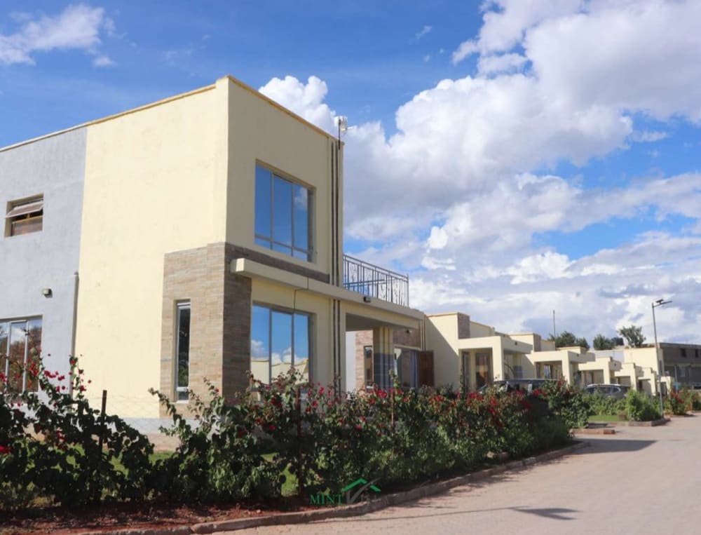 3 bedroom Bungalow for sale in Malaa, Kangundo Rd