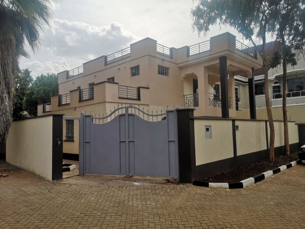 4 bedroom Townhouse for sale in Muthaiga Springs