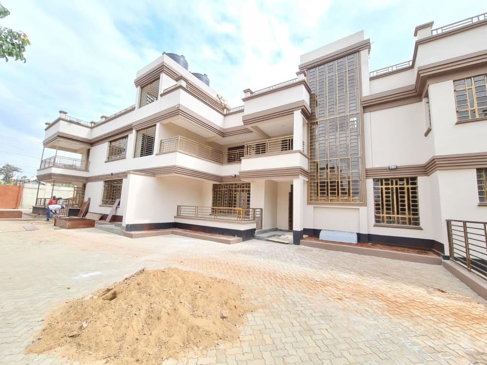 3 bedroom Apartment for rent in Brand New Three Bedrooms Apartments with Master en-suite to let in Thome Estate