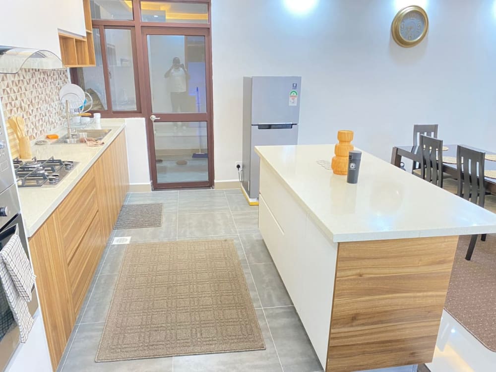 2 bedroom Apartment for rent in Denis Pritt 