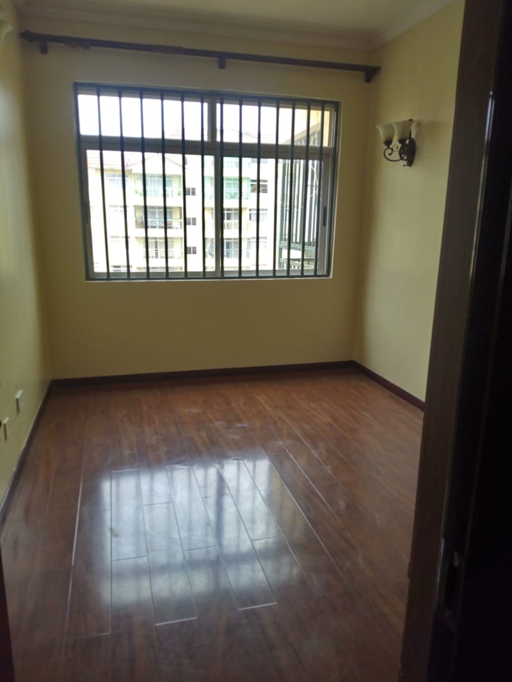 4 bedroom Apartment for rent in Hatheru Road