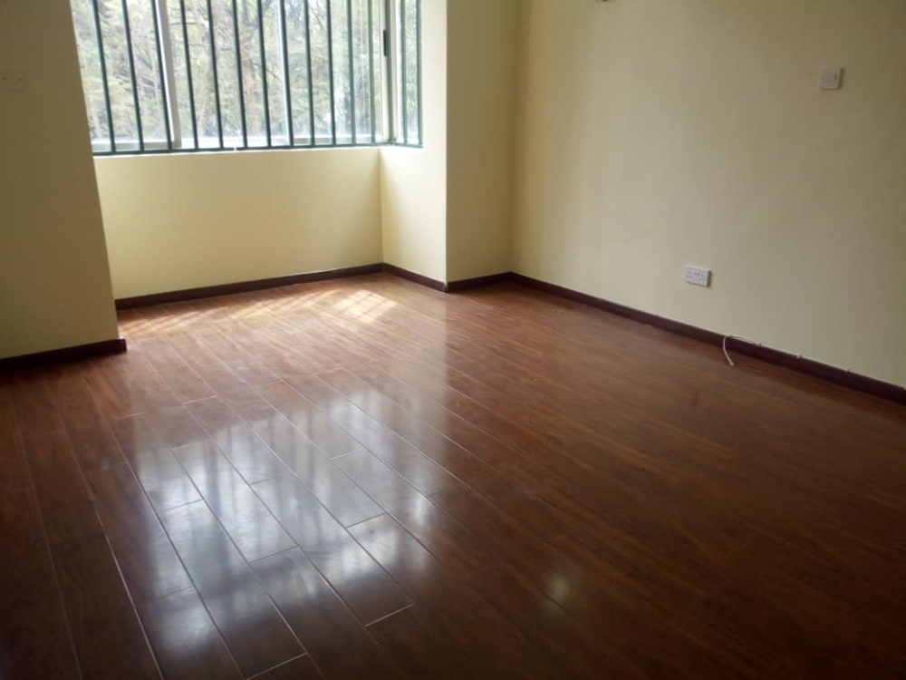 4 bedroom Apartment for rent in Hatheru Road