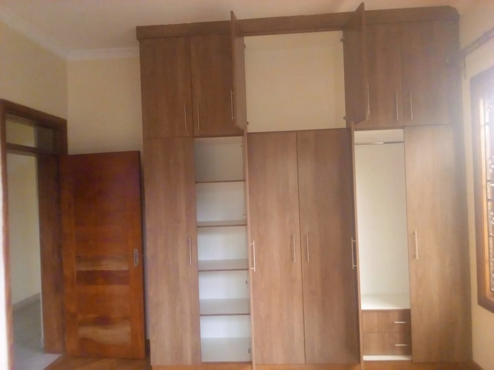 5 bedroom Townhouse for rent in Parklands, Nairobi