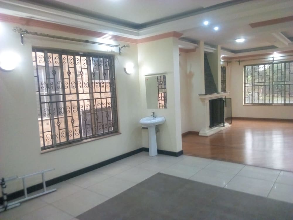 5 bedroom Townhouse for rent in Parklands, Nairobi