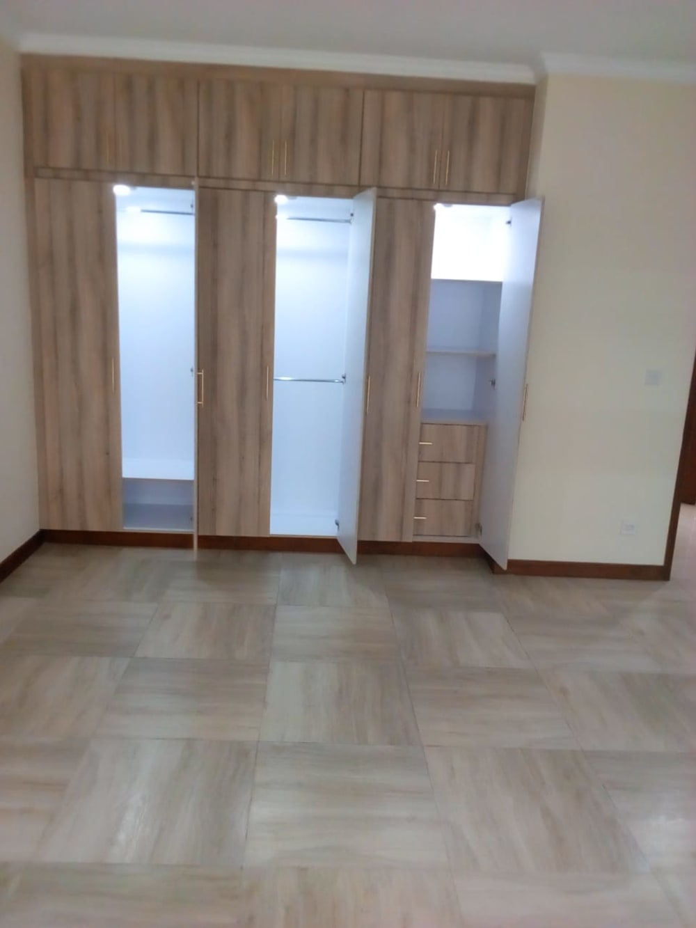 3 bedroom Apartment for rent in Parklands, Nairobi