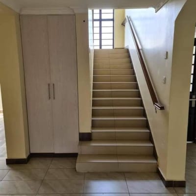 4 bedroom Townhouse for rent in Varsityville estate