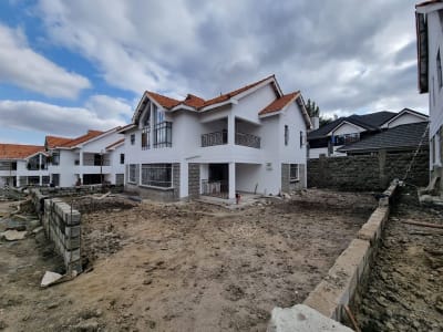 5 bedroom House for sale in Ongata- Ronga