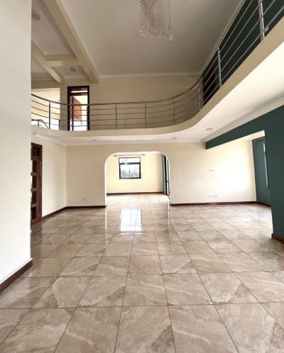 4 bedroom Duplex for rent in Along Argwings Kodhek Road