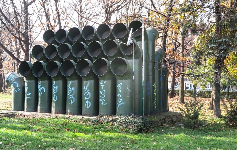 ארובות אמנותיות בכיכר בולגריה