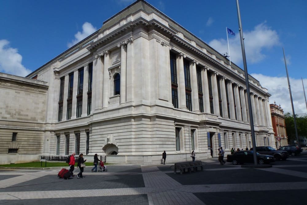 מוזיאון‭ ‬המדע