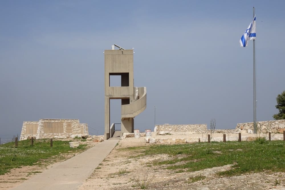 אנדרטת בני הקיבוצים