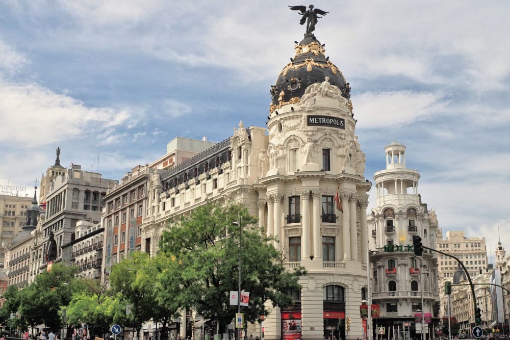 אֶדיפיסיוֹ מטרופוליס