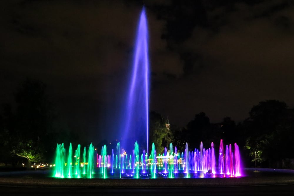 מזרקת המולטימדיה