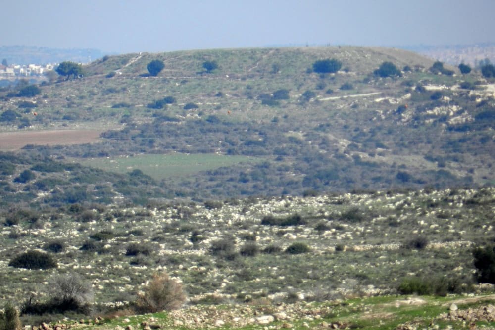 תל מרשה - צולם מתל לכיש