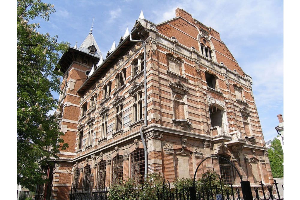 מוזיאון המטבעות - מהמבנים היפים ברוסה