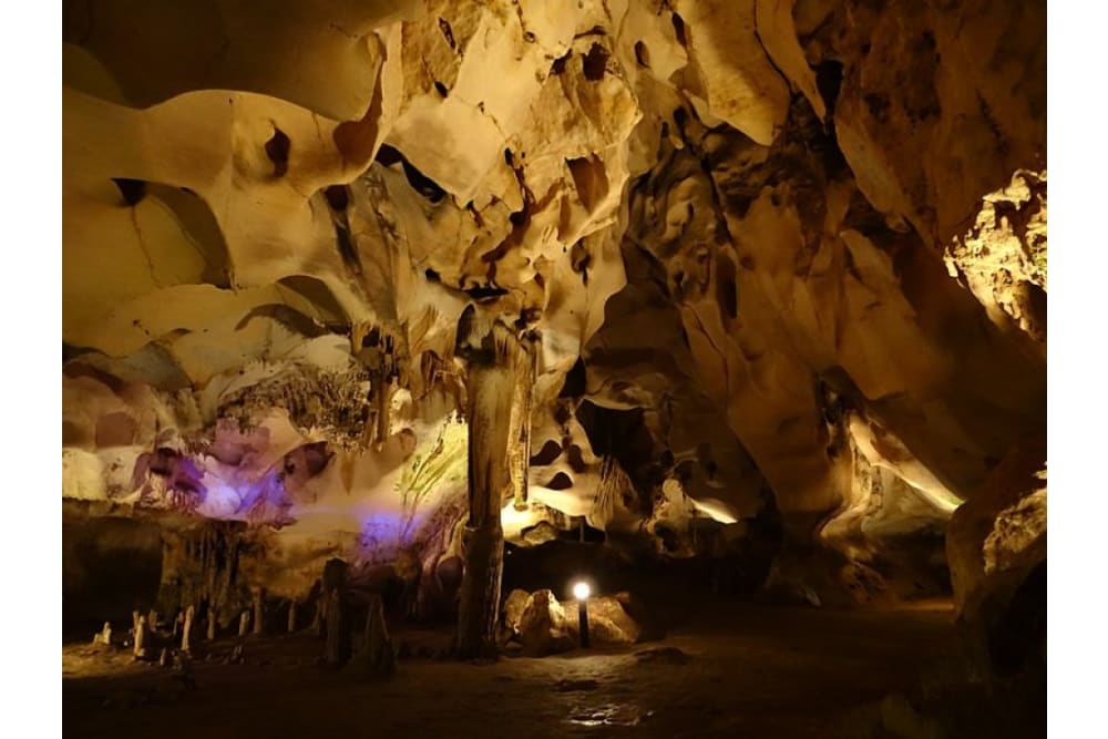 מערת הנטיפים אורלובה צ'וקה