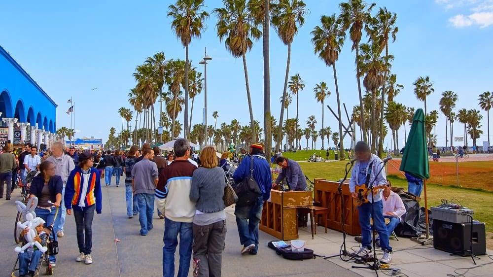 חוף וֶניס והטיילת