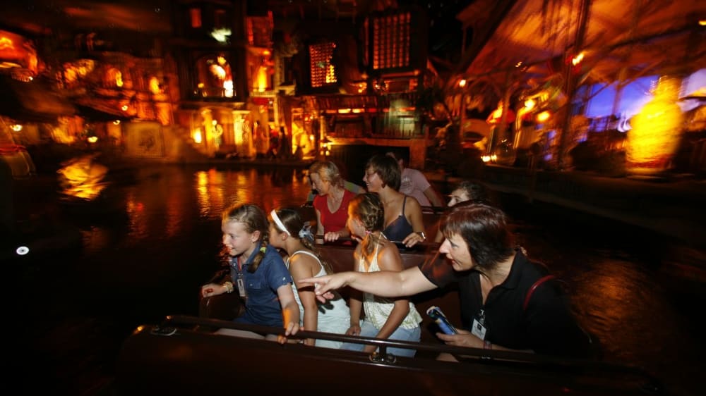 פיראטים בבּאטאבְיָה