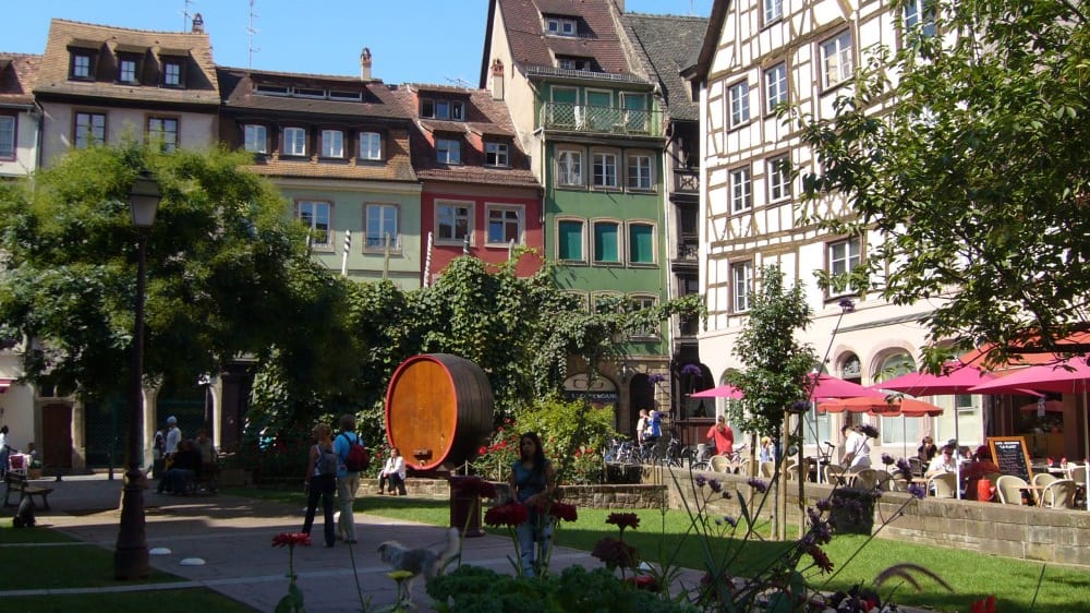 ליהנות מקונצרט או משוק פשפשים בשבת בפּלאס דה טריפּיֶיה